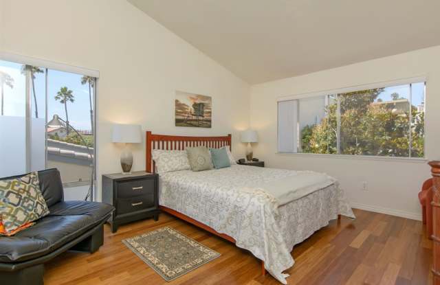 216 Turfview Gallery 4