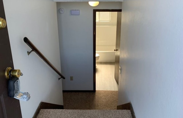 16108 E. Broadway Gallery 2