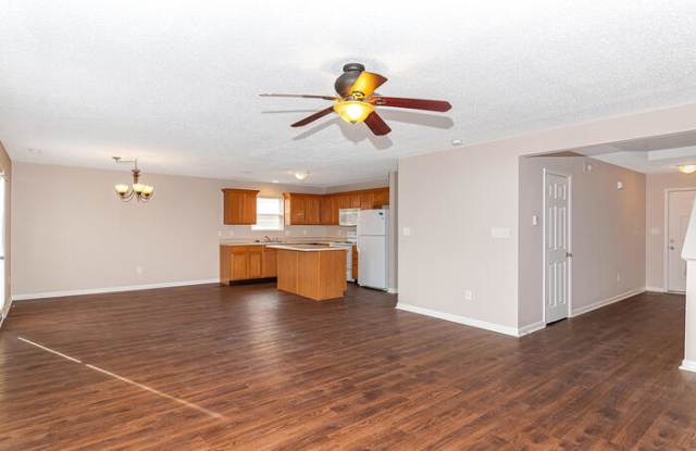 19486 Prairie Crossing Drive Gallery 4