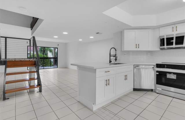 8811 SW 130th Pl photos photos