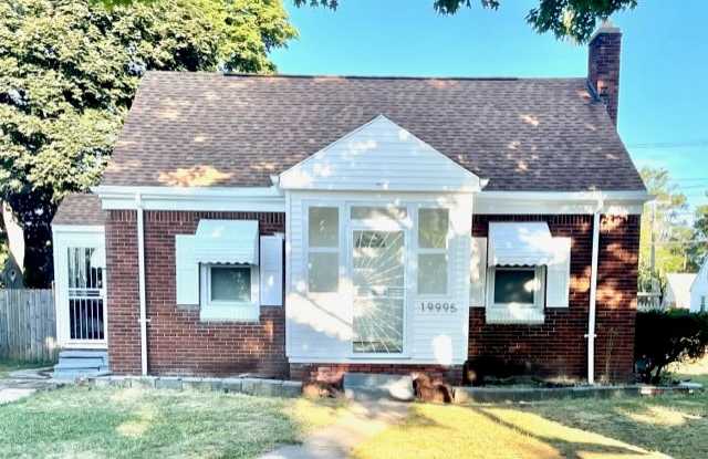 19995 Schoenherr Ave. photos photos