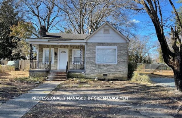 401 North Ransom Street - 401 North Ransom Street, Gastonia, NC 28052
