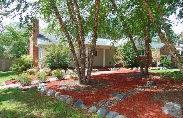 1507 PINECREST Drive - 1507 Pinecrest Drive, Ferndale, MI 48220