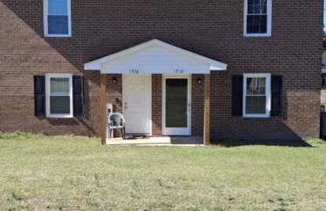 1714 Fletcher Drive Gallery 1