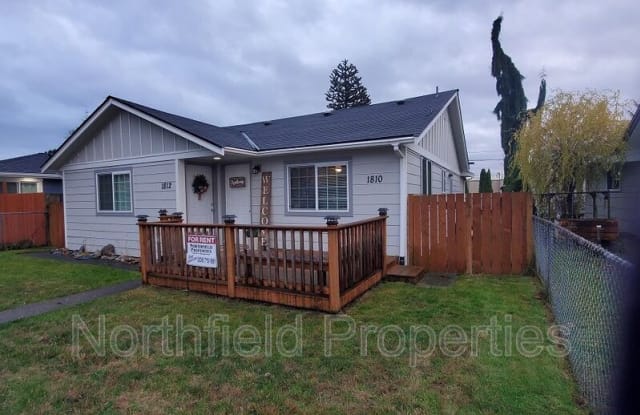 1810 5th St - 1810 5th Street, Marysville, WA 98270