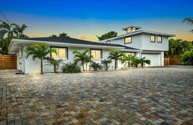 5624 CAPE LEYTE DRIVE photos photos