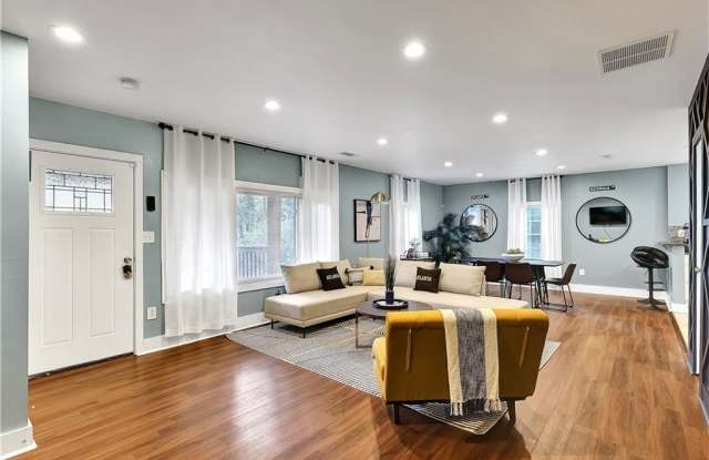 112 Linkwood Road NW Gallery 2