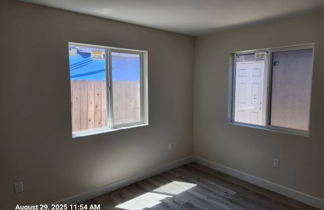 3677 Marlborough Ave - 2 photos photos