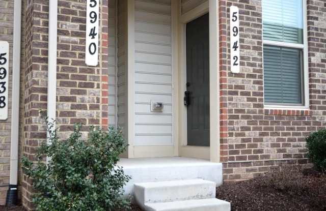 5942 LEBEN Drive Gallery 2