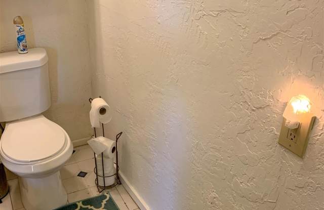1846 9th Street Unit 4 Gallery 4
