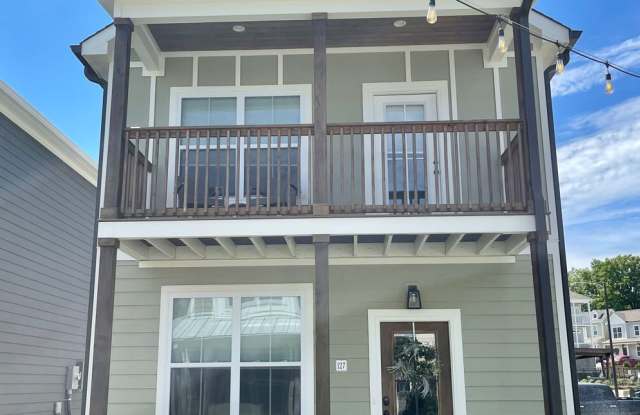 Beautiful 3-Bedroom Townhome at 127 Allison Way – Minutes from Tennessee Tech photos photos
