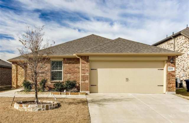 1101 Emerald Drive photos photos
