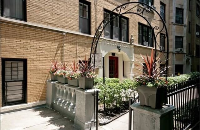 727 W BRIAR - 727 West Briar Place, Chicago, IL 60657