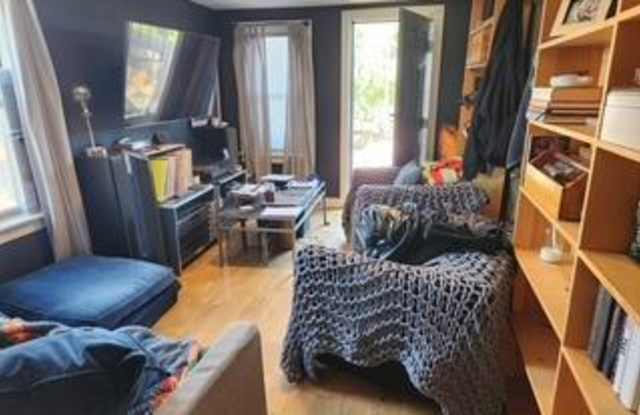 1020 East 46th St. photos photos