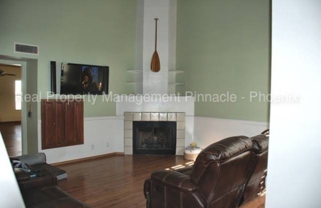 6514 West Lupine Avenue Gallery 4