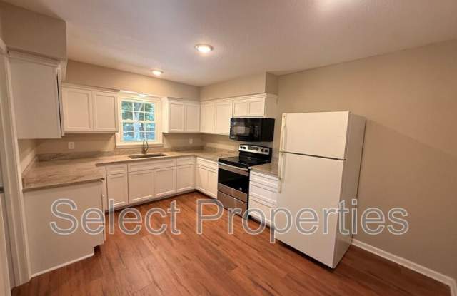1801 Bernard Gallery 2