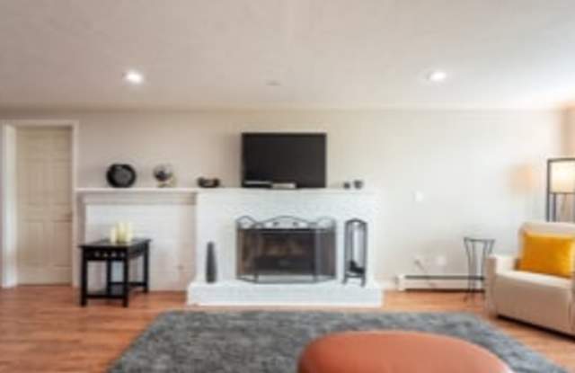 5520 S Custer Rd #2 Gallery 4