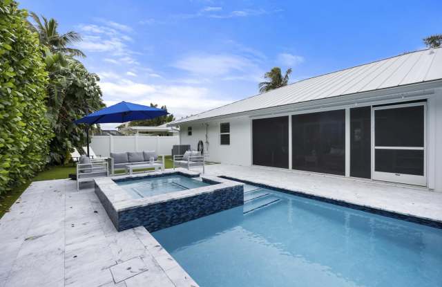 52 Pinehill Trail E Gallery 2