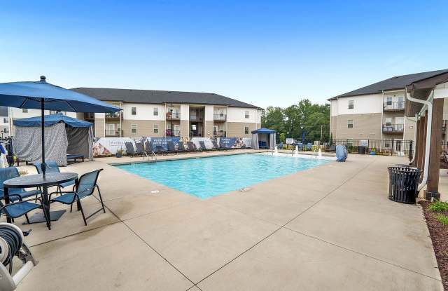 Water's Edge Apartments photos photos