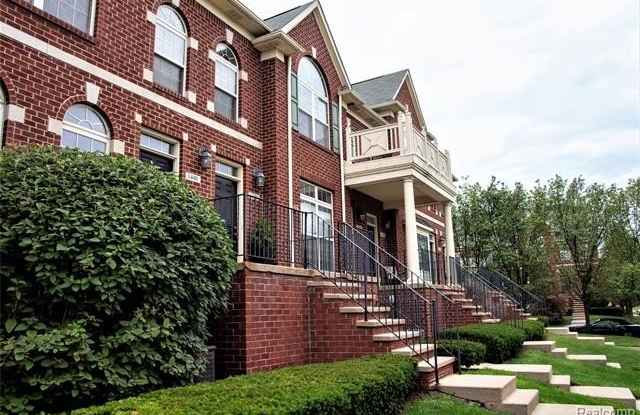 1446 Raliegh Place photos photos