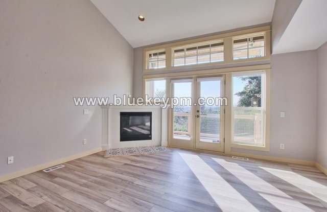 3 Bed, 3 Baths Home in Cedar Mill Gallery 4
