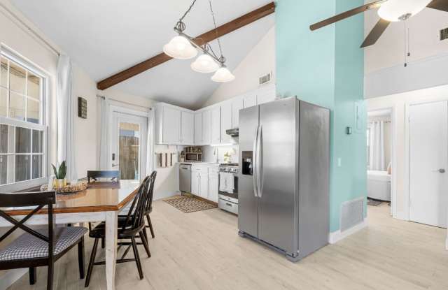 607 Wisteria Street photos photos