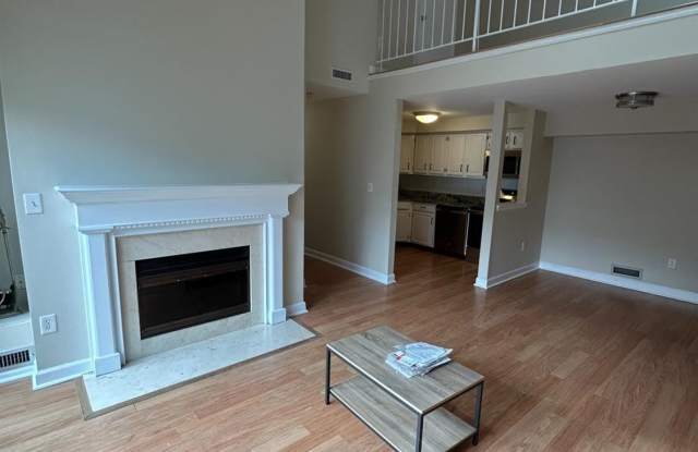 1020 Aspen Drive - 1020 Aspen Drive, Princeton Meadows, NJ 08536