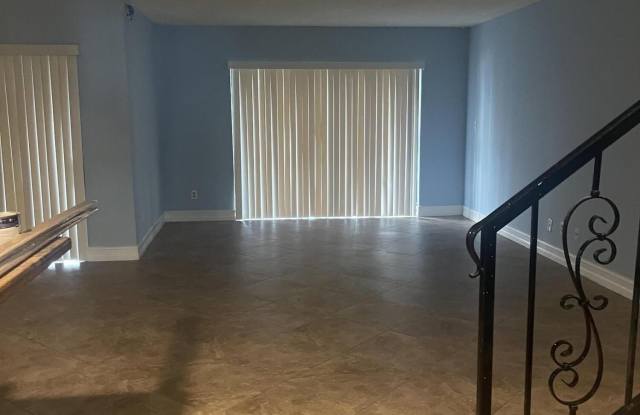 6667 Racquet Club Drive Gallery 2