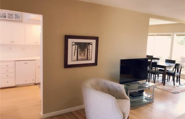 409 Flagship Road Gallery 3