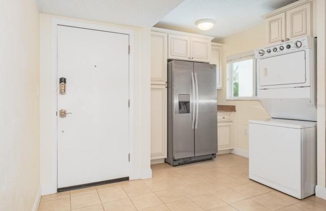 1361 SNELL ISLE BOULEVARD NE Gallery 4
