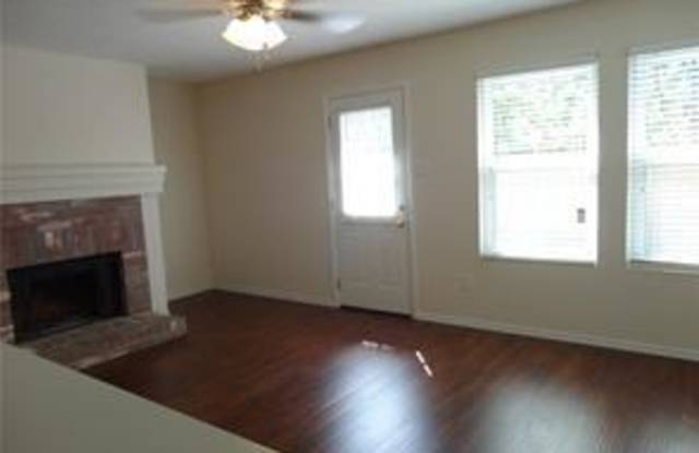 4605 Green Meadow Drive Gallery 3