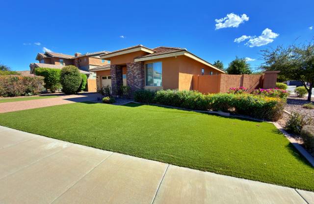 3265 E Myrtabel Way Gallery 1