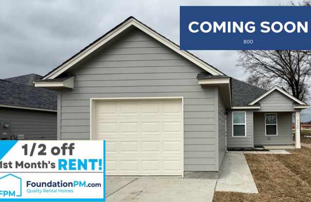 2501 East Tyler Avenue - 2501 East Tyler Avenue, West Memphis, AR 72301