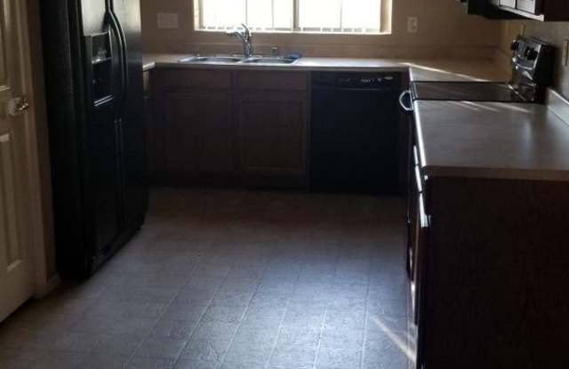 27325 N 63rd Dr Gallery 2