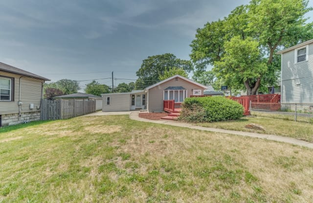 18242 Ridgewood Avenue - 18242 Ridgewood Avenue, Lansing, IL 60438