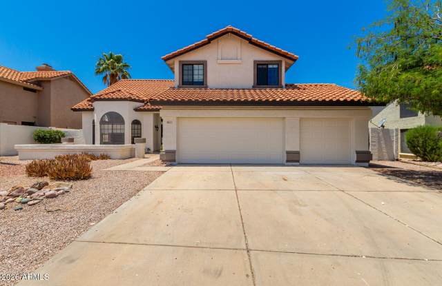 6121 E SADDLEBACK Street photos photos