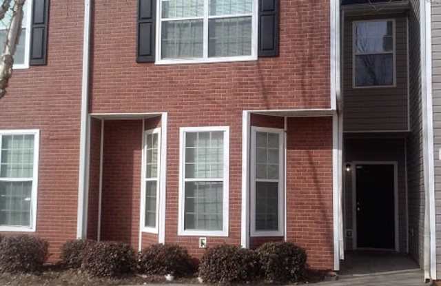 2311 Nicole Dr photos photos