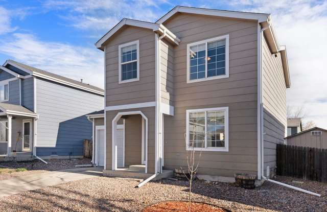 Lovely 4 Bed/2 Bath Home Available in Thornton photos photos