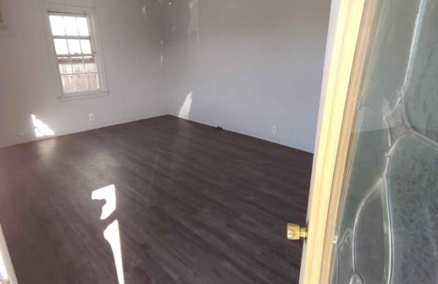 207 E. Chestnut Ave. photos photos