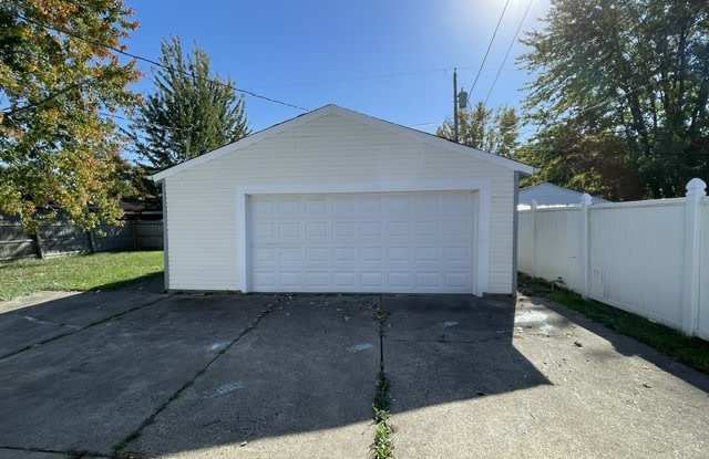 731 Purdue Avenue Gallery 2
