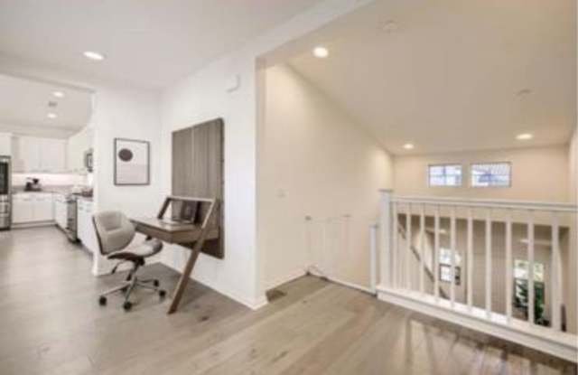 4319 Pacifica Way Gallery 4