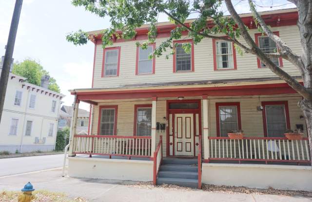 1 BED | 1 BATH | VICTORIAN DISTRICT photos photos