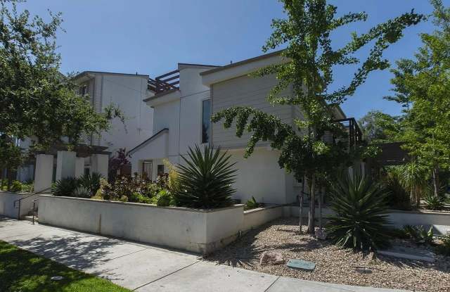 480 N Catalina Ave photos photos