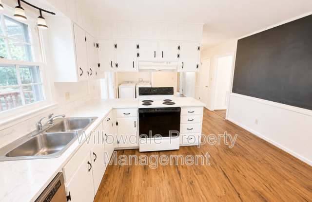 2312 Sierra Dr Gallery 2