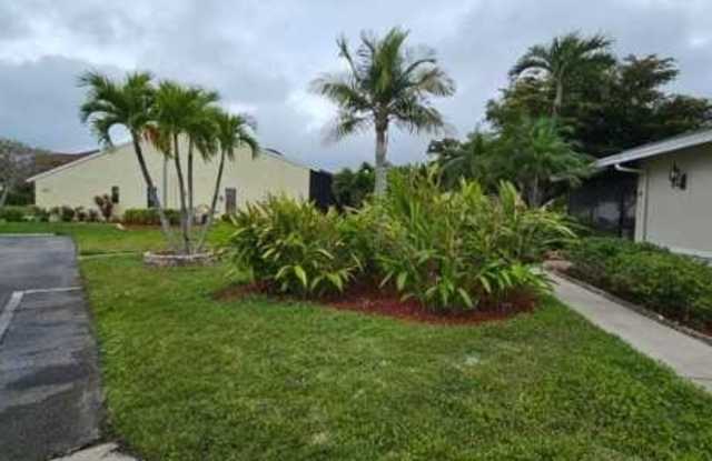 1523 SW 51st Lane unit: 205 photos photos