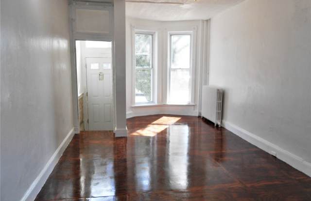 2704 St. Paul St, Gallery 2