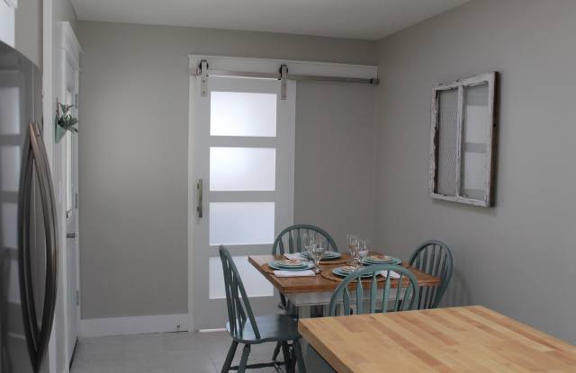 Charming Renovated Brick Home in Fort Walton Beach photos photos