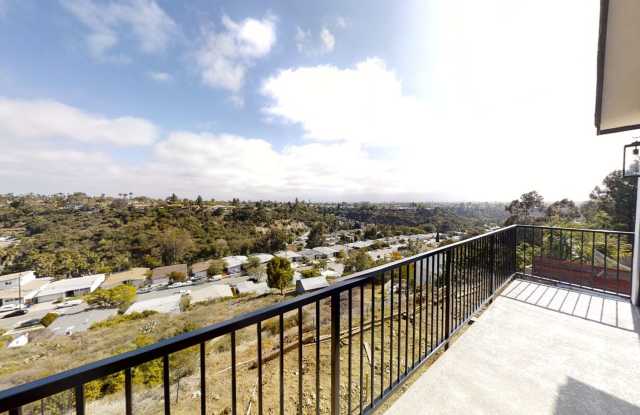 4BD/2BA with a Balcony. Great views, amazing yard! Gallery 4