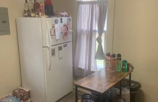 99 Grosvenor Street - 2 - 99 Grosvenor Street, Athens, OH 45701