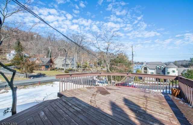 280 W Shore Trl Gallery 4